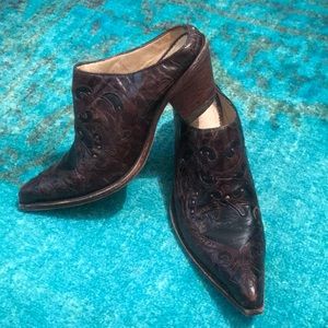 Corral vintage slip on boots